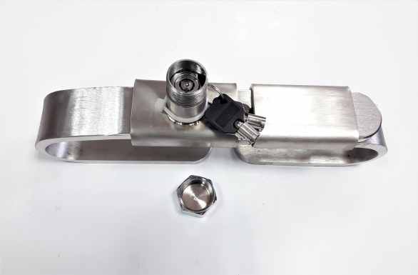 LOCK LOCKING REAR DOORS