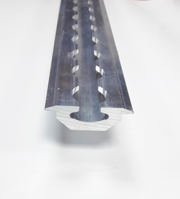EMBEDED AIRLINE PROFILE 3000X60X11MM