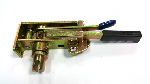 Curtain tensioner