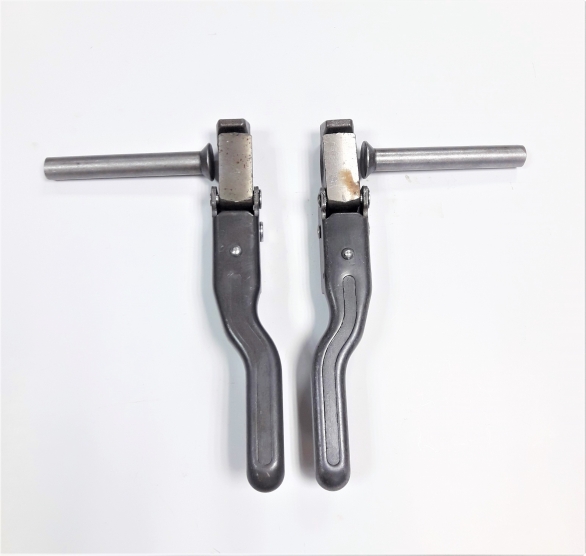 UPPER OPENING CATH TROTTLE LEVER RIGHT / LEFT